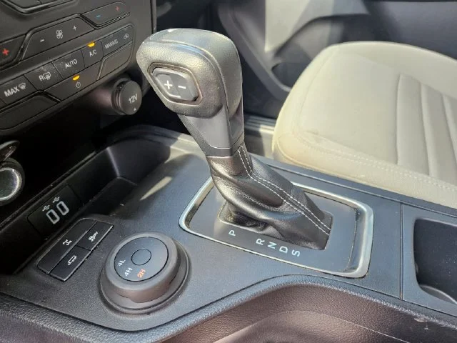 Used 2023 White Ford XLT image 23