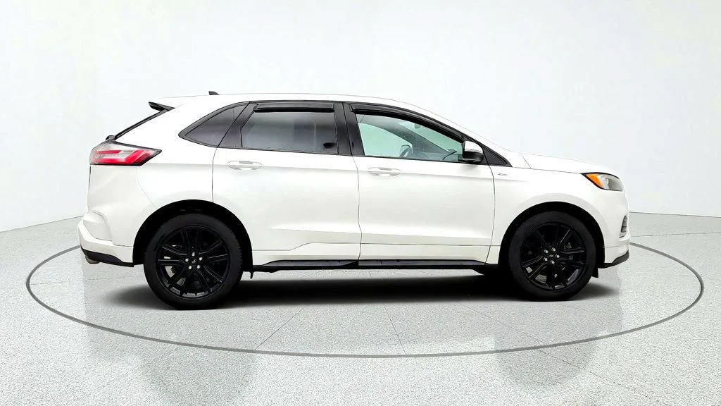 Used 2020 Star White Metallic Tri-Coat Ford ST Line AWD w/ Vista Roof & Co-Pilot360 Assist+ image 4
