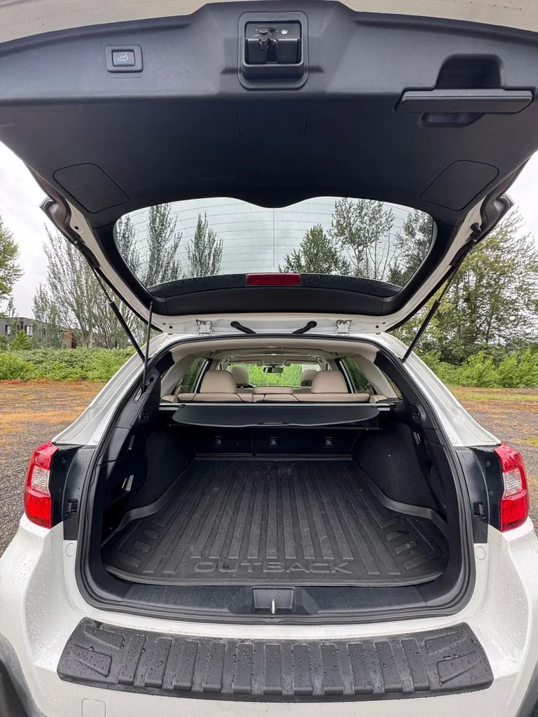 Used 2019 Crystal White Pearl Subaru 3.6R image 9