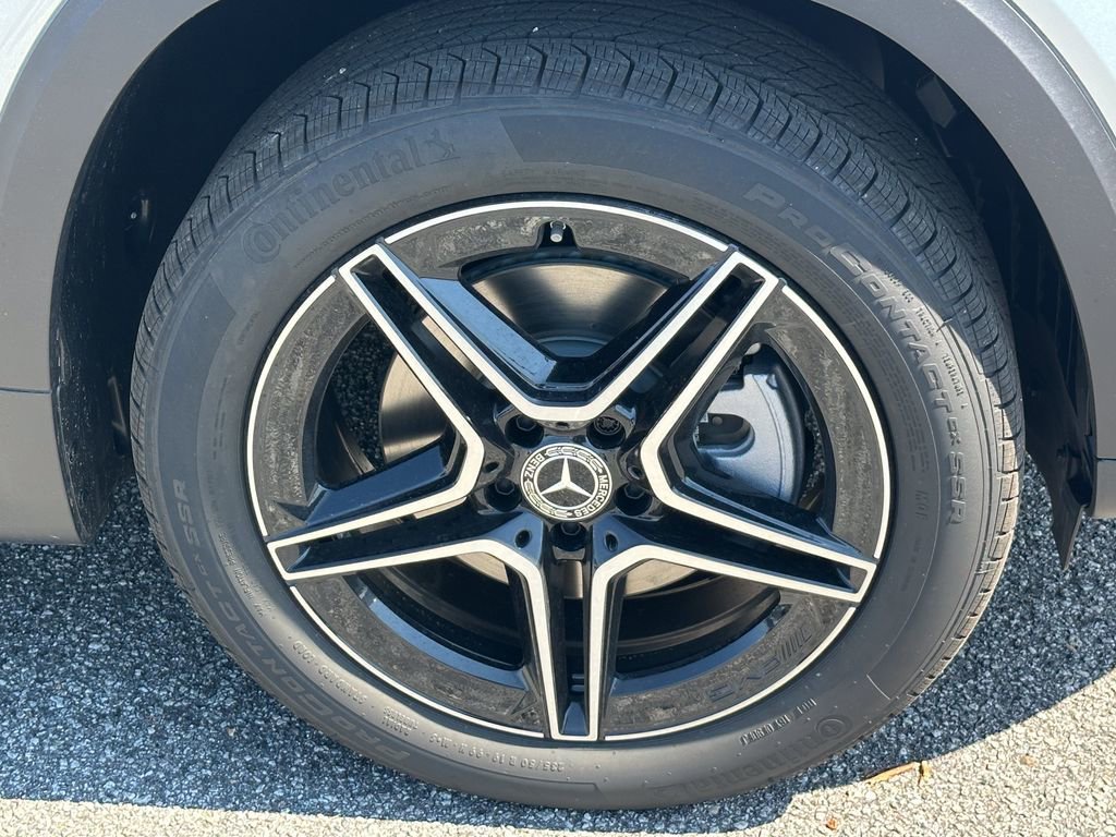 New 2026 Cirrus Silver Metallic Mercedes-Benz GLB 250 image 14