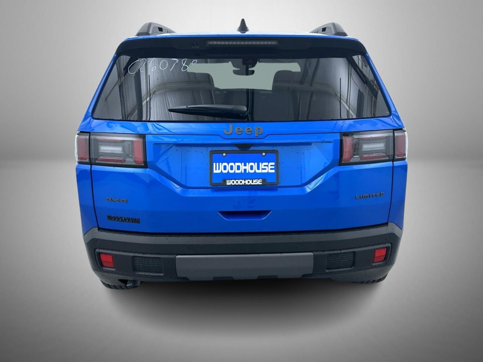 New 2026 Hydro Blue Pearl-Coat Exterior Paint Jeep Limited image 6