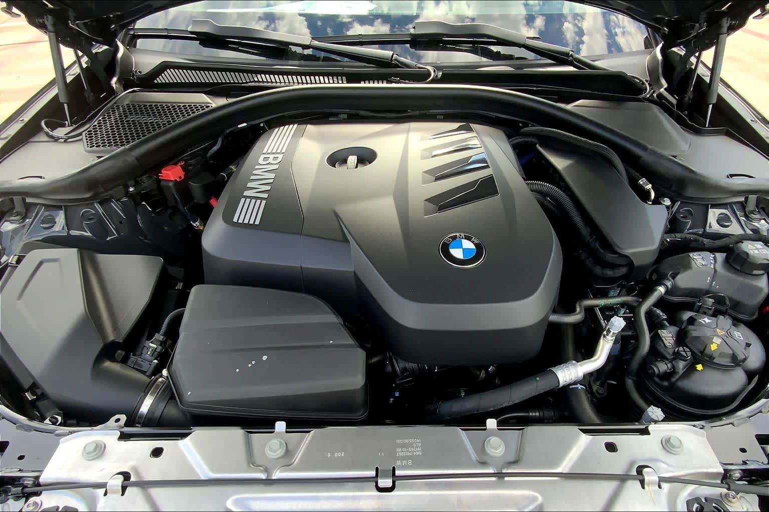 Used 2026 Dravit Grey Metallic BMW 330i NA image 16