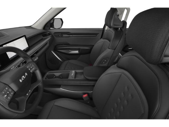 Certified Used 2024 Aurora Black Pearl Kia Wind image 11
