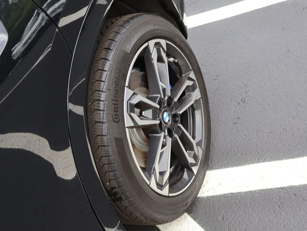 Used 2025 Black BMW M35i image 42