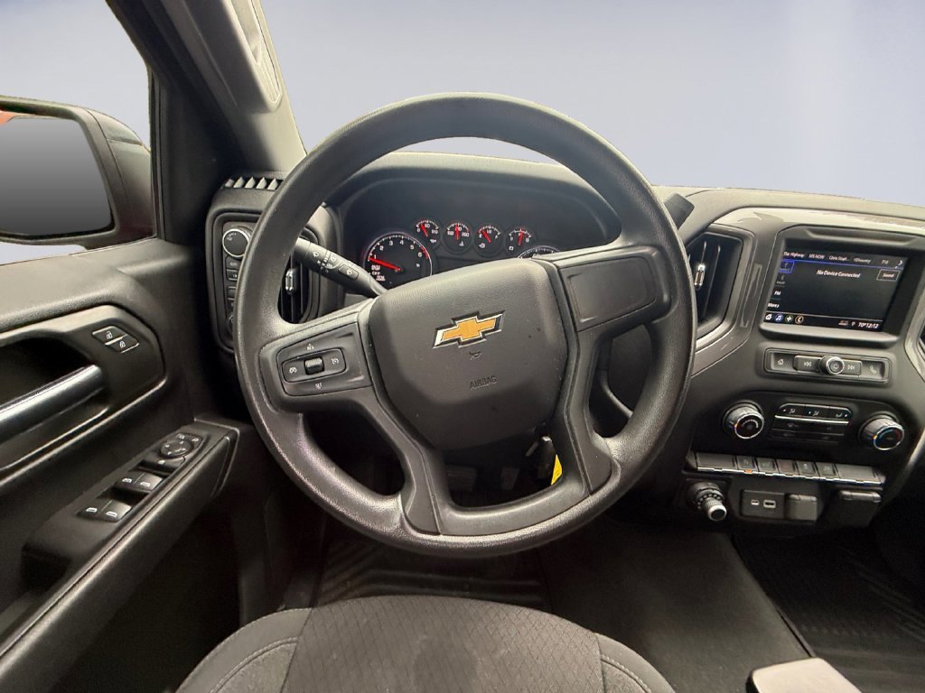 Used 2022 Red Chevrolet Custom image 14