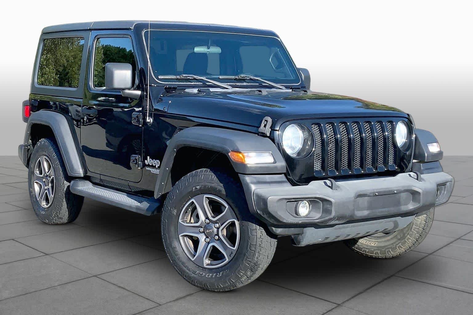 Used 2019 Black Clearcoat Jeep Sport S image 3