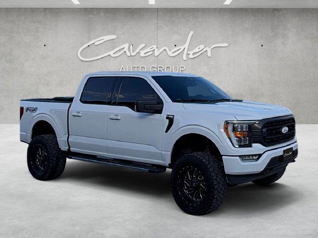 Used 2021 White Ford XLT image 2