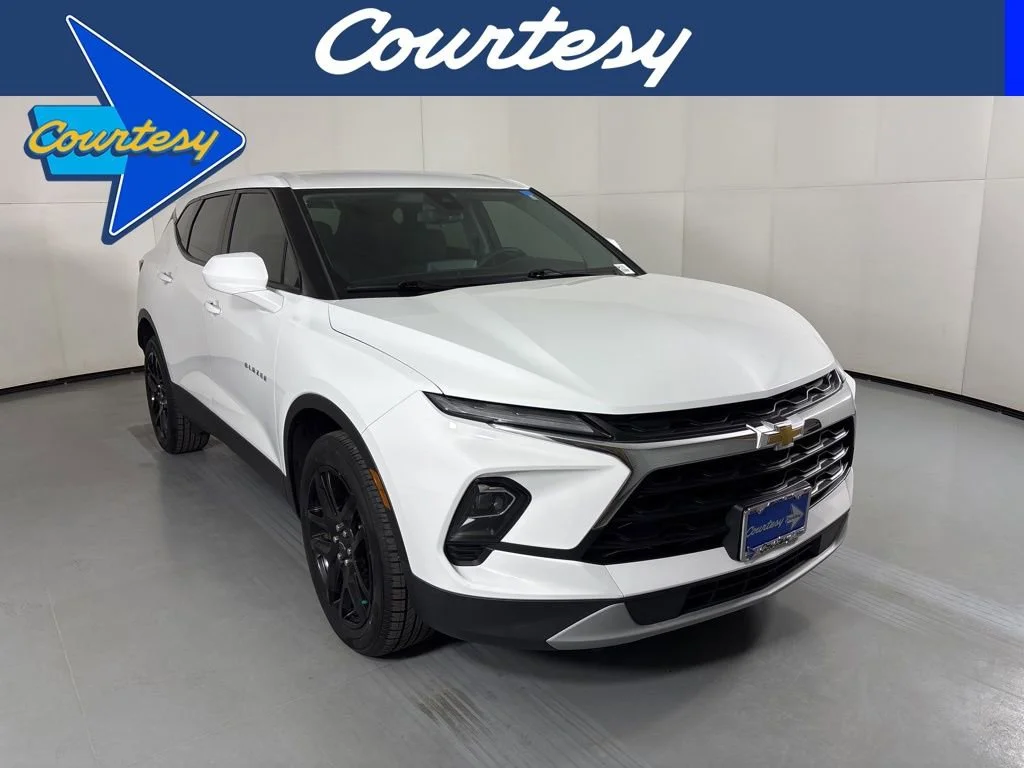2023 Chevrolet Blazer 2.0T 2LT FWD's photo
