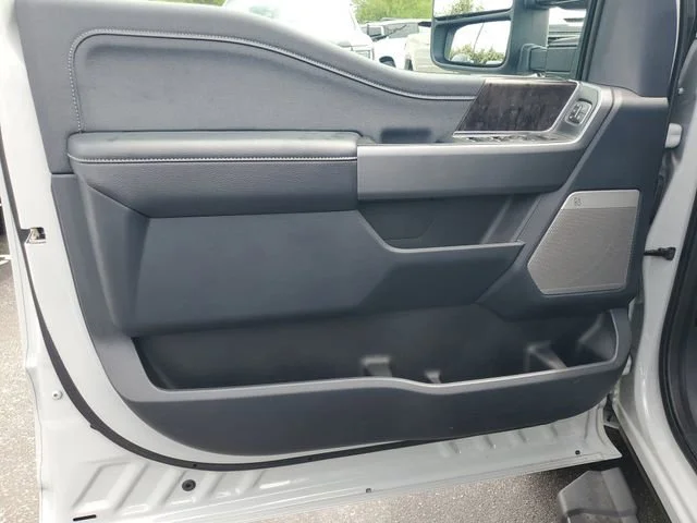Used 2025 Avalanche Ford XL image 8