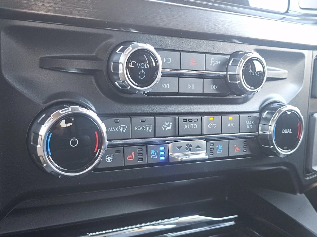 New 2027 Neptune Blue Ford F-250® Lariat® image 33