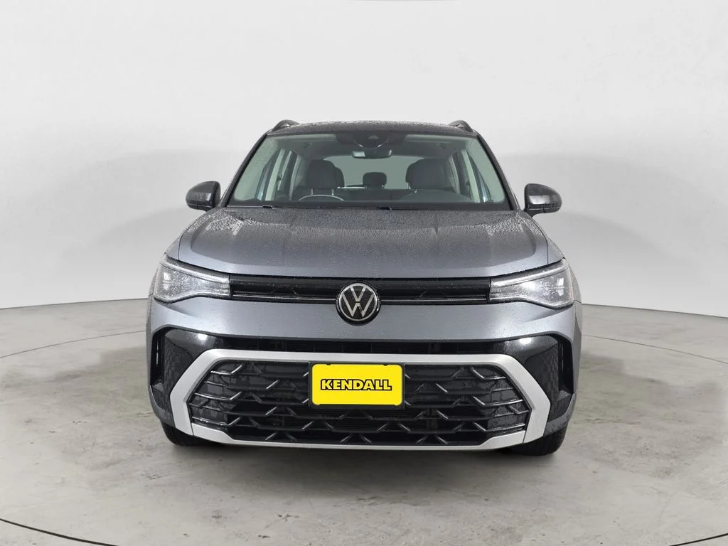 Used 2025 Monument Gray w/Dp Blk Rf Volkswagen 1.5T S image 8
