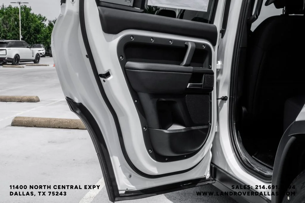 New 2026 Fuji White Land Rover S image 50