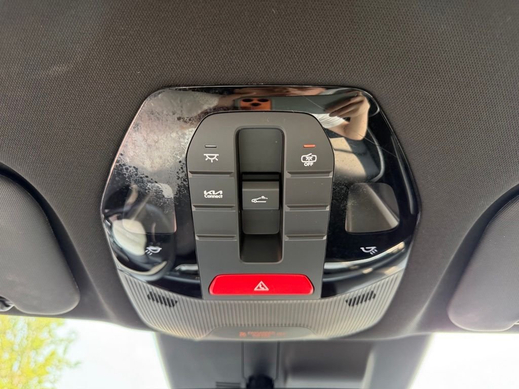 Used 2025 Interstellar Gray Kia GT-Line image 28
