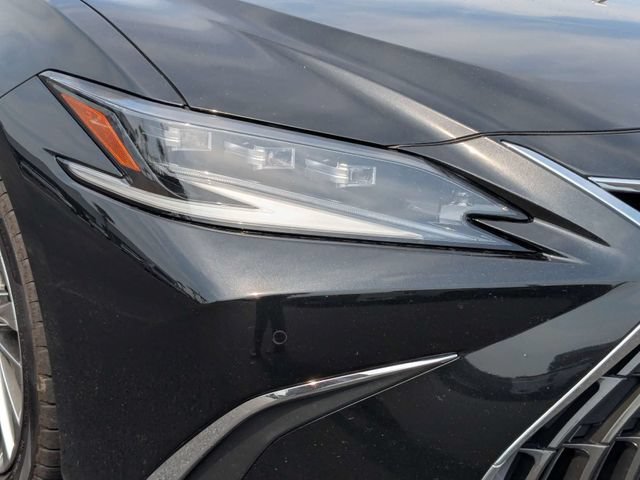 Used 2022 Caviar Lexus ES 350 Ultra Luxury image 9