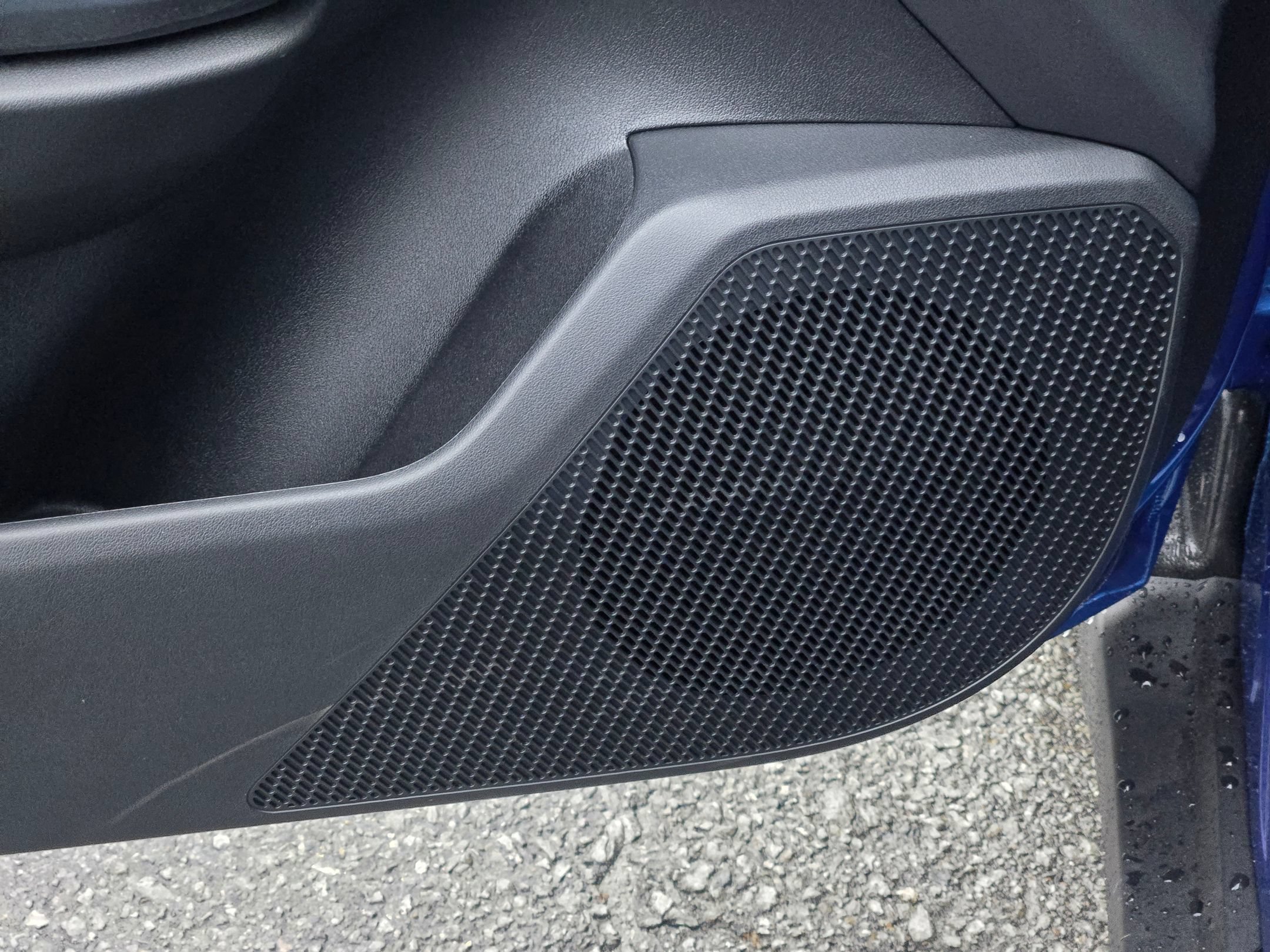 New 2026 Wave Blue Kia EX image 17