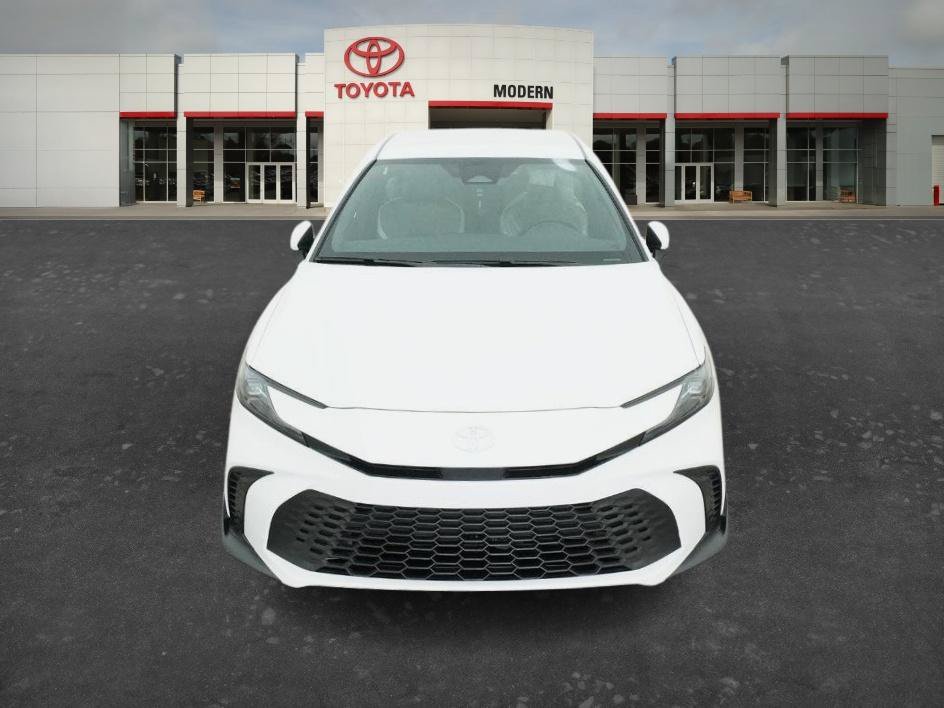 New 2026 Ice Cap Toyota SE image 9