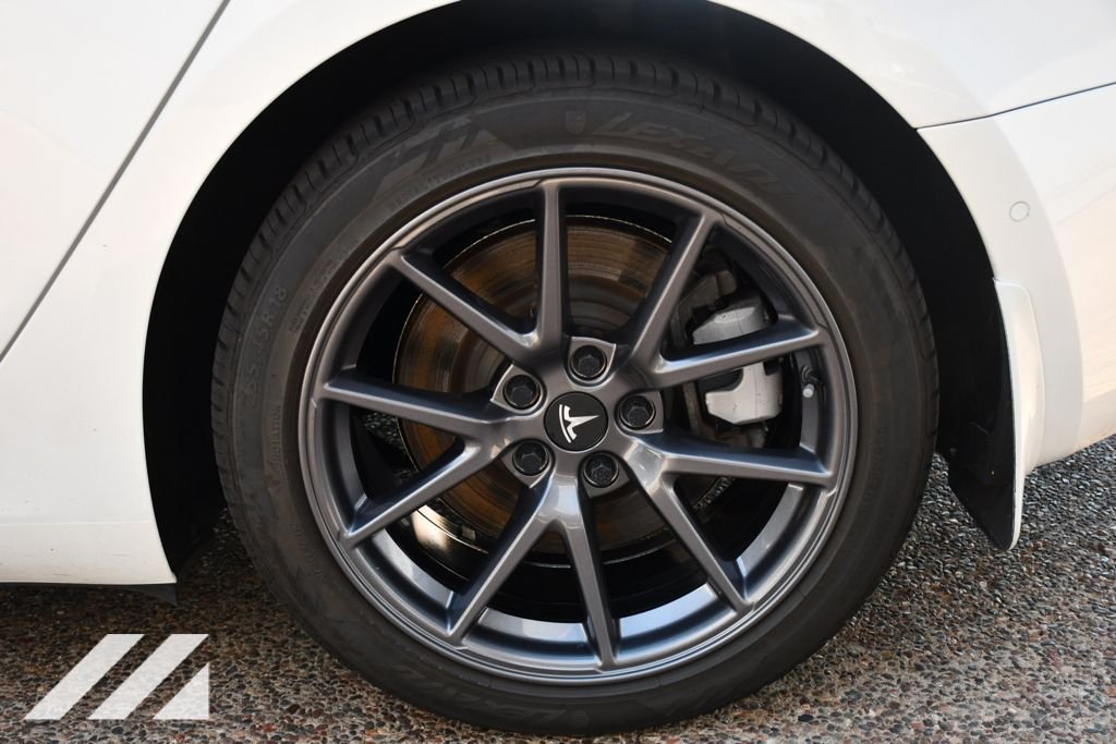 Used 2022  Tesla Base Electric image 29