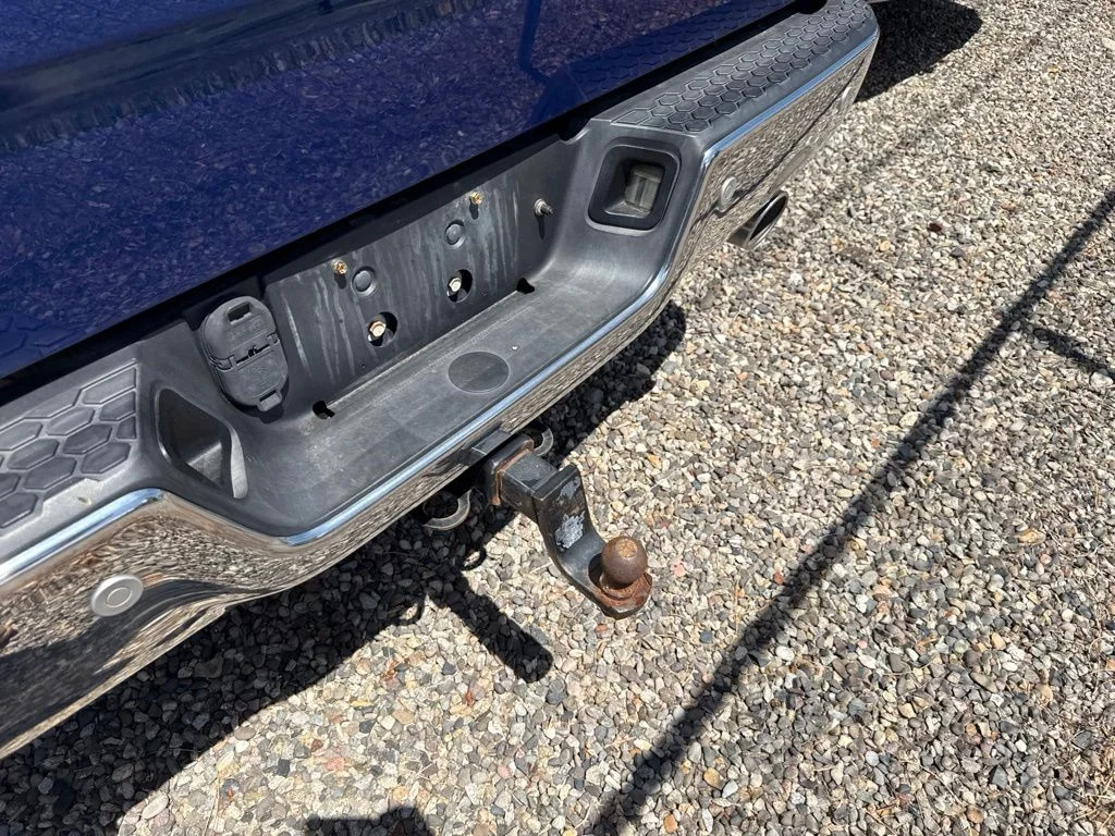 Used 2015 Blue Streak Ram Laramie image 21