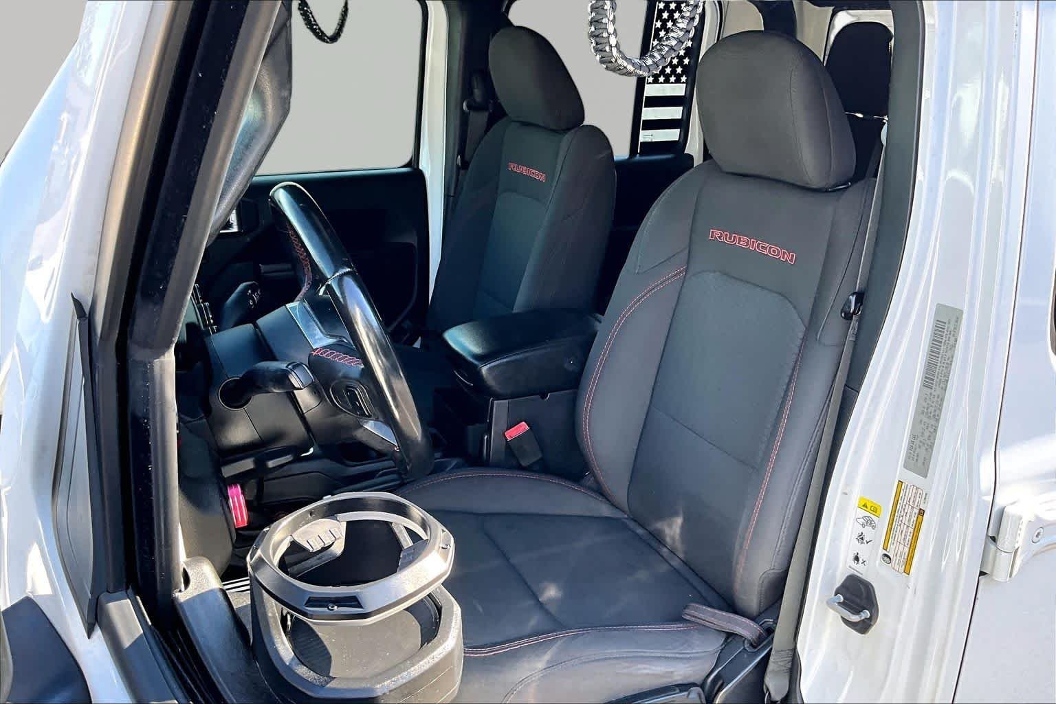 Used 2020 Bright White Clearcoat Jeep Rubicon image 8