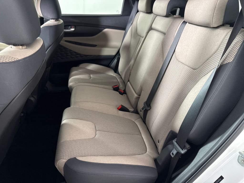 2023 Hyundai Santa Fe SE - Photo 15