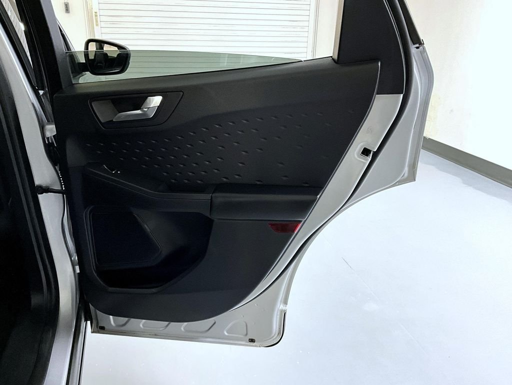 Used 2020 Silver Ford SEL image 17
