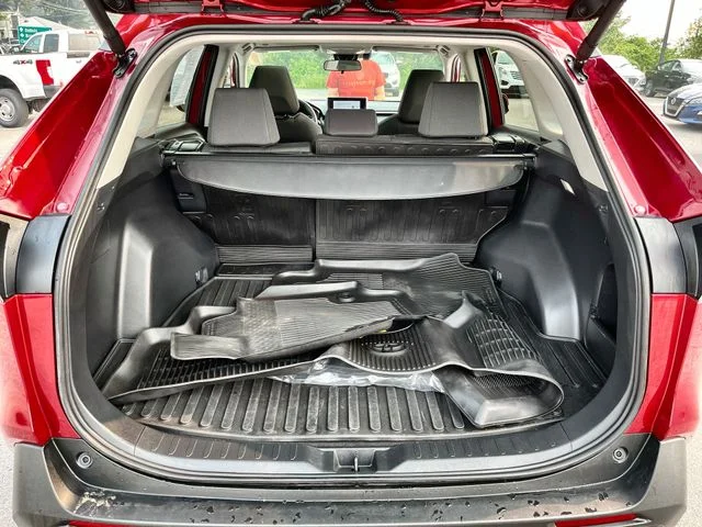 Used 2024 Red Toyota XLE image 22