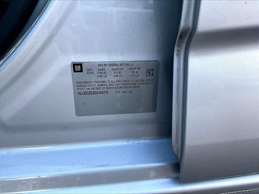 Used 2016 Silver Chevrolet LT image 9