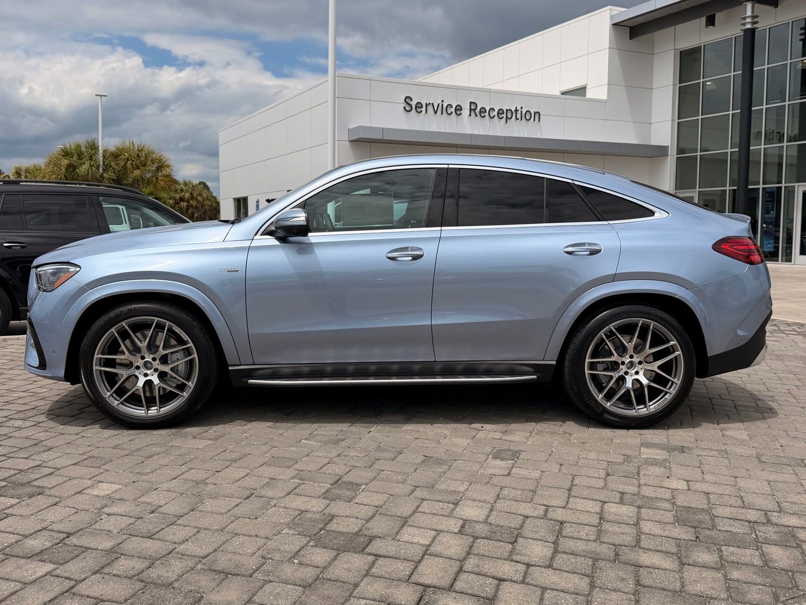 New 2026 MANUFAKTUR Cote D Azur Light Blue Metallic Mercedes-Benz GLE 53 AMG® image 35