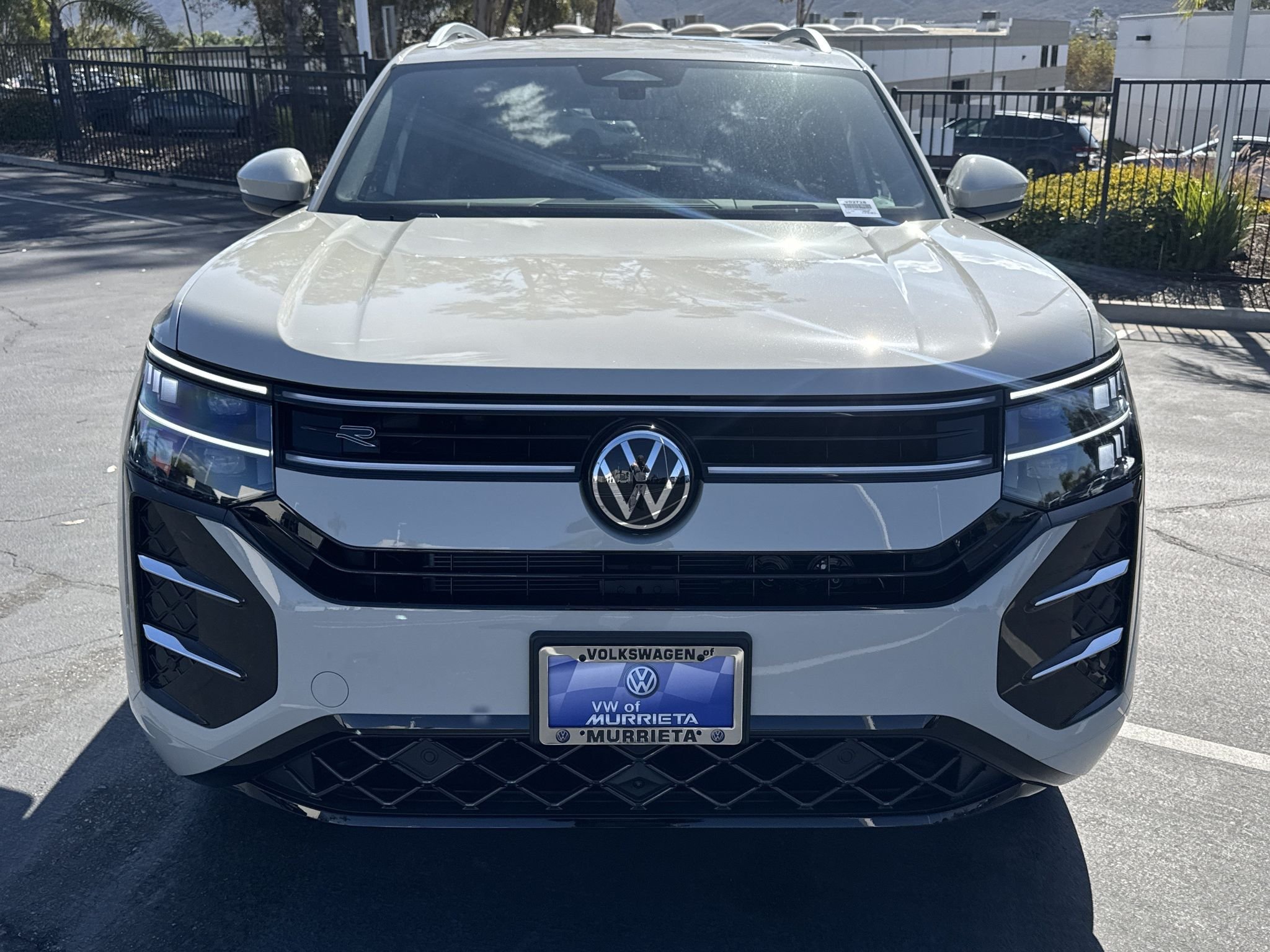 New 2027 SANDSTONE Volkswagen SEL Premium R-Line image 3
