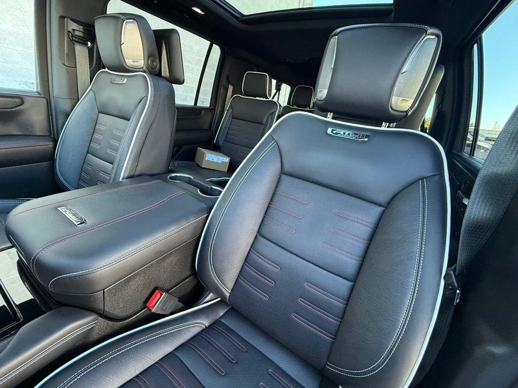 Used 2026 Sterling Metallic GMC AT4 ULTIMATE image 15