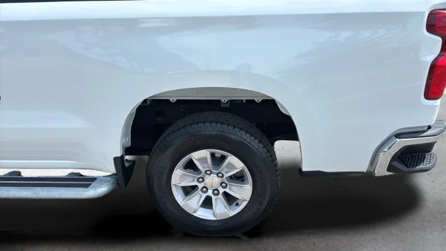 Used 2025 Summit White Chevrolet WT image 34