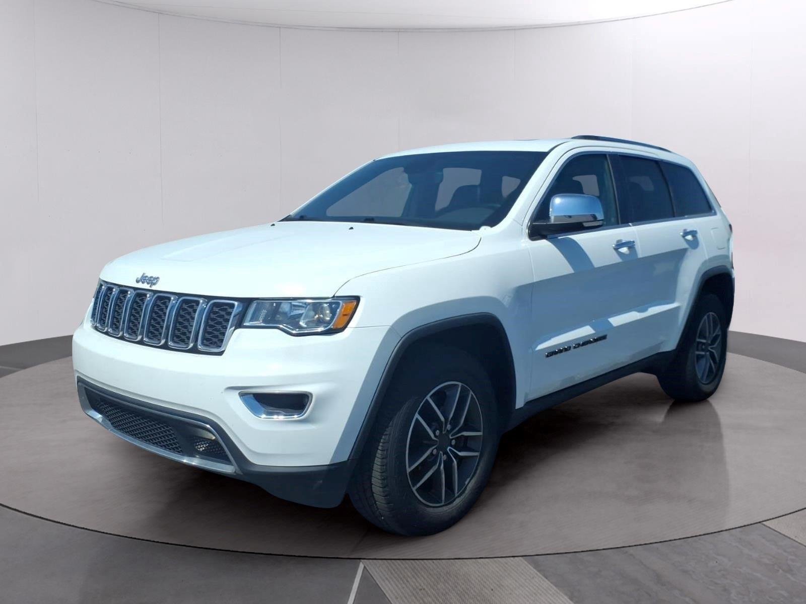 Used 2021 Bright White Clearcoat Jeep Limited image 1