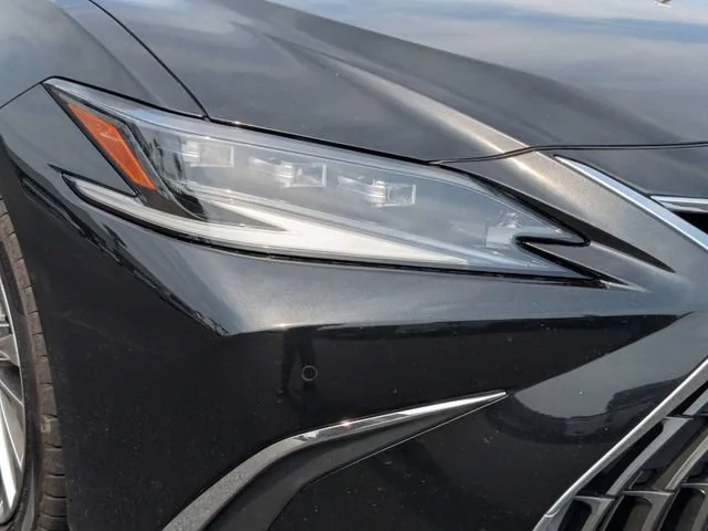Used 2022 Caviar Lexus ES 350 Ultra Luxury image 9