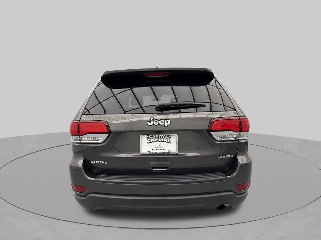 2021 Jeep Grand Cherokee LAREDO E SUV Slide 5