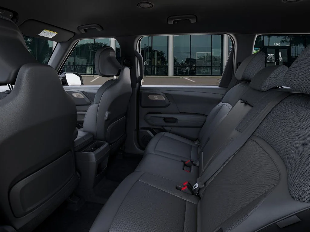 New 2027 Ebony Black Kia LX image 19