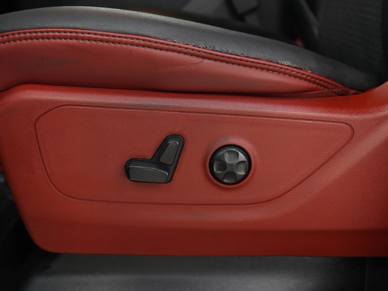 Used 2019 Flame Red Clearcoat Ram Rebel image 27