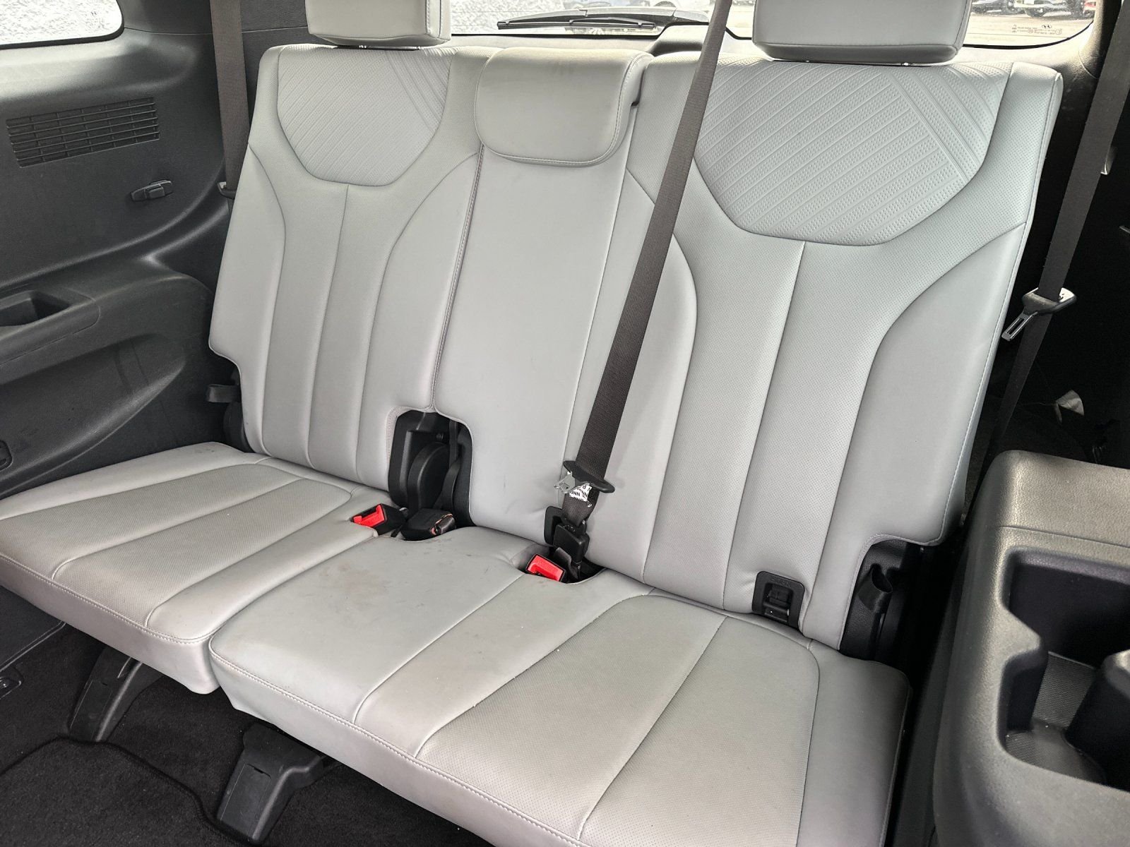 Used 2024 Red Hyundai SEL image 15