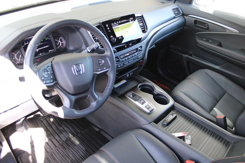2023 Honda Passport TrailSport - Photo 2