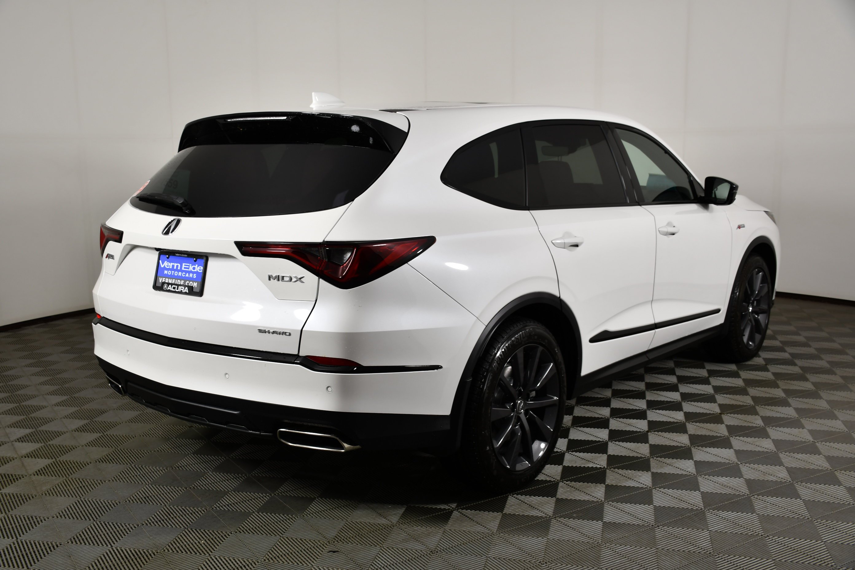 2026 Acura MDX A-Spec Package - Photo 6