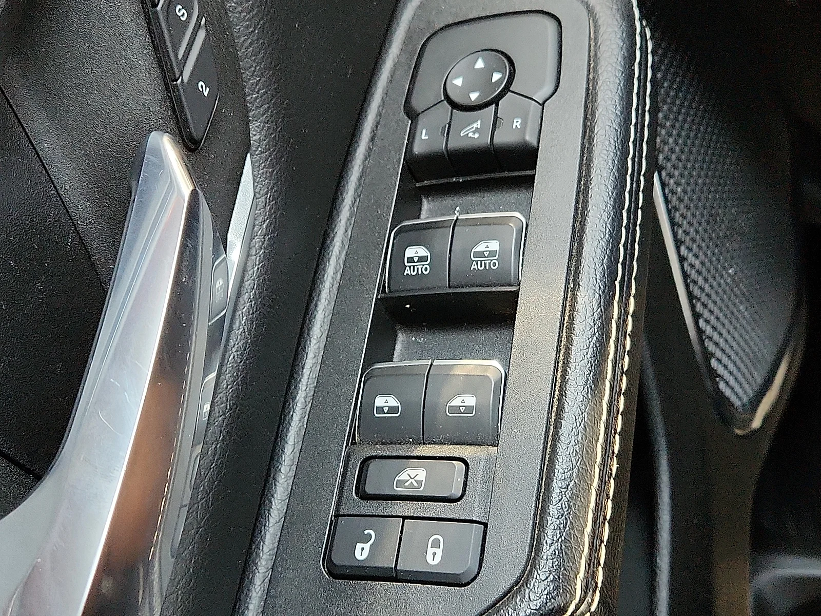 2025 RAM Ram 1500 Pickup Laramie - Photo 22
