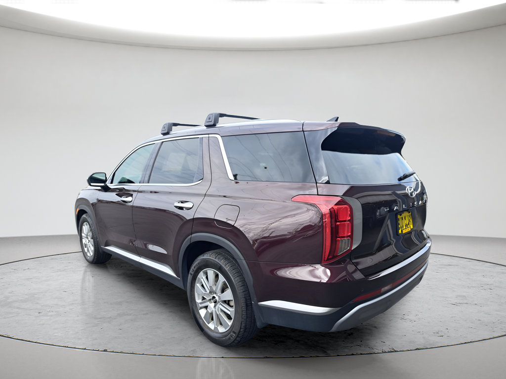 Used 2023 Burgundy Hyundai SEL image 5