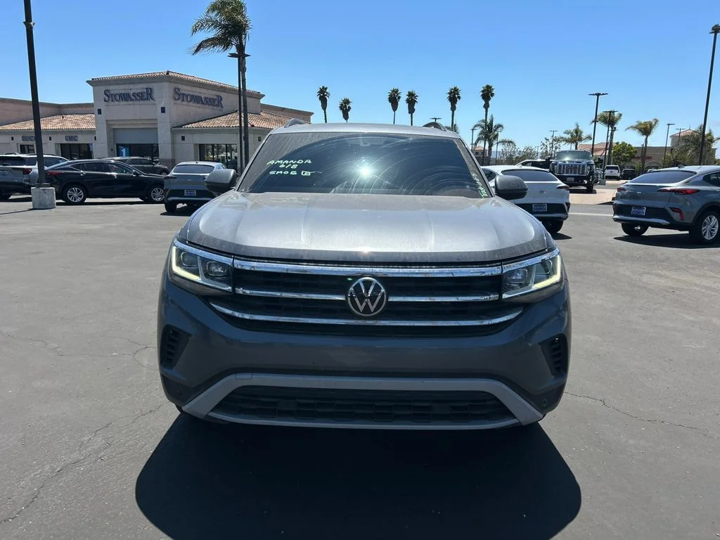 Used 2021 Gray Volkswagen 3.6L V6 SE w/Technology image 2