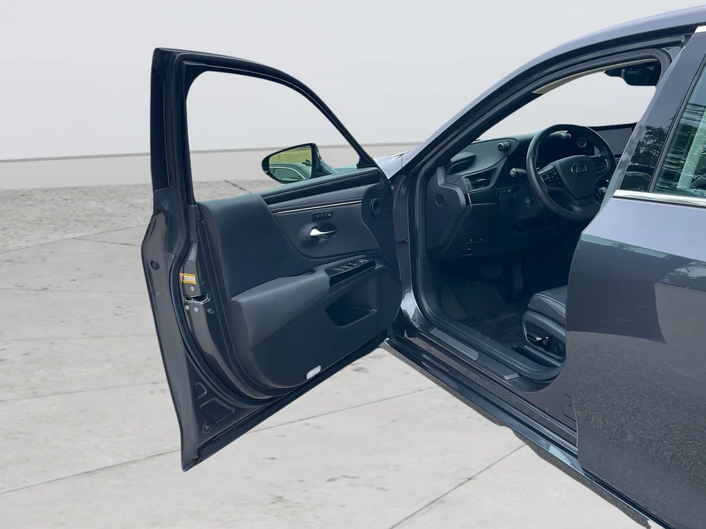 Used 2023 Gray Lexus 350 image 34