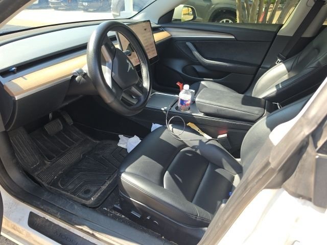 Used 2023 White Tesla Base image 6