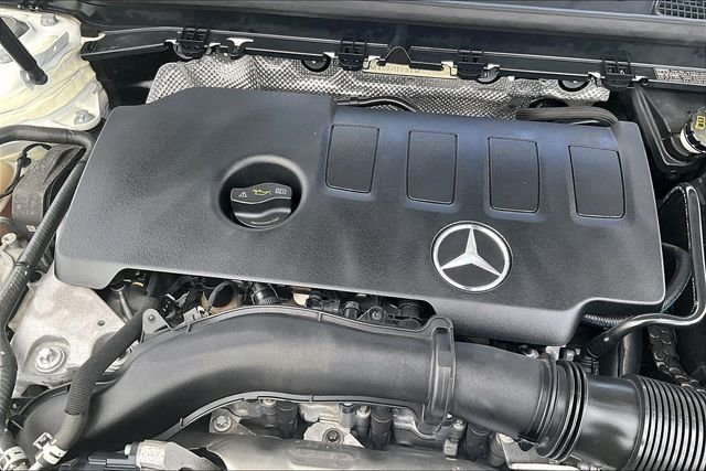 Used 2019 White Mercedes-Benz A 220 image 29