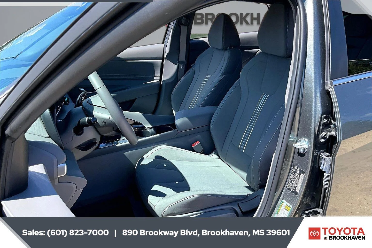 Used 2026 Amazon Gray Hyundai SEL Sport Premium image 18