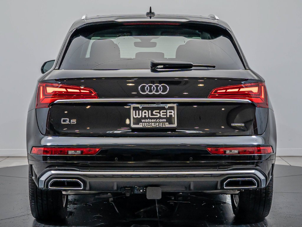 Used 2023 Mythos Black Metallic Audi 45 S line Prestige image 7