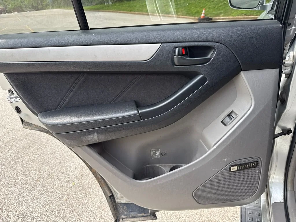 Used 2004  Toyota SR5 Sport image 20