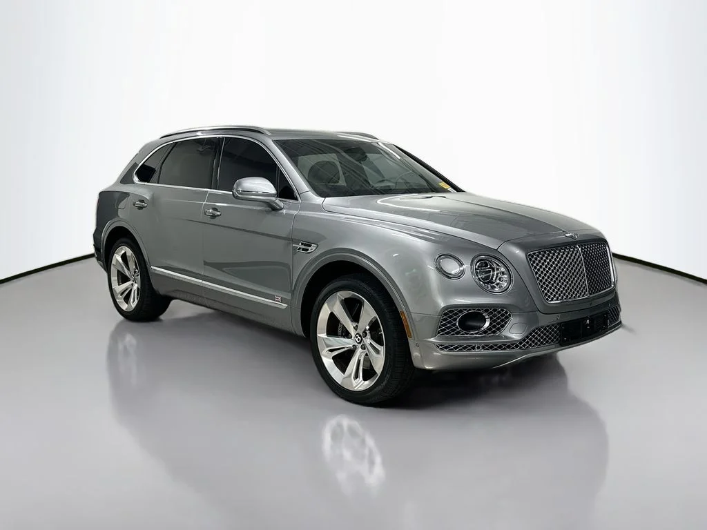 Used 2018  Bentley W12 image 7