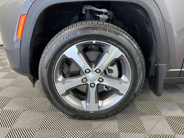 Used 2026 Gray Jeep Limited image 12